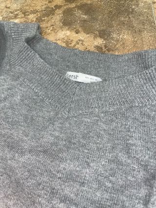 Jersey gris cuello barco