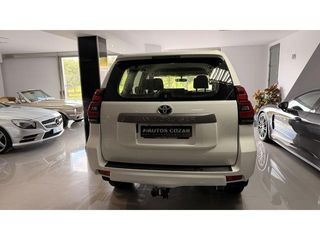 Toyota Land Cruiser 2.8 D-4D GX 150 kW (204 CV)