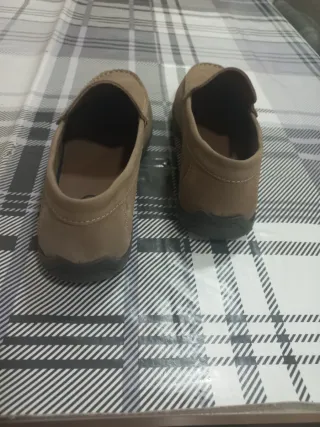 Zapatos de ante beige