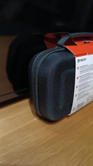Nintendo Switch OLED Nacon Case