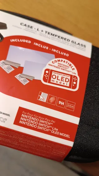 Nintendo Switch OLED Nacon Case