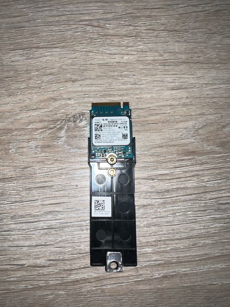 Disco SSD NVMe M.2 512GB Kioxia