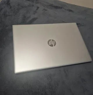 Portátil HP i5-8265u, 16gb ddr4,ssd500gb,15.6" IPS