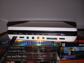 28 Pelis/Series 50 DVD Región 1 DVD PLAYER REGALO