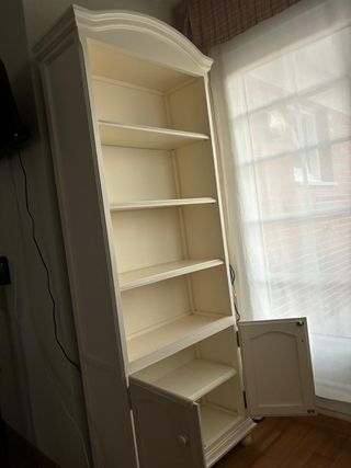 Dormitorio completo.