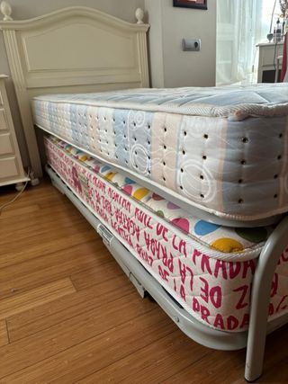 Dormitorio completo.