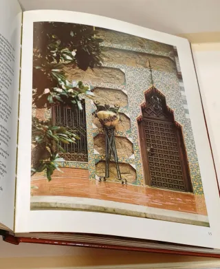 Libro La arquitectura de Gaudí