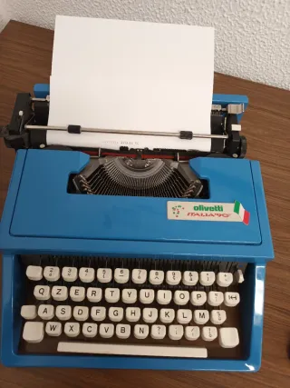 Máquina de escrever Olivetti Lettera Itália 90