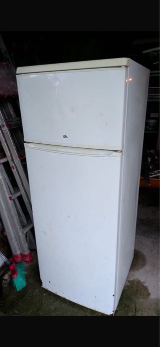 Nevera OK. Blanca