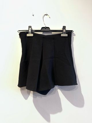 Falda pantalón negra talla S