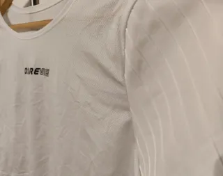 Camiseta Darevie manga larga blanca Talla M