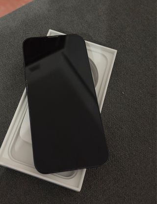 iPhone 14 Negro/Azul Marino