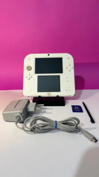 Nintendo 2DS Bianca e Rossa