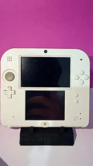 Nintendo 2DS Bianca e Rossa