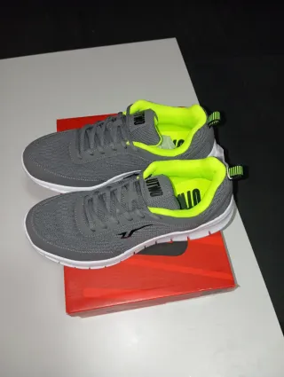 Zapatillas UTWO Correr Talla 42 Gris/Verde