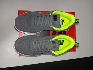 Zapatillas UTWO Correr Talla 42 Gris/Verde