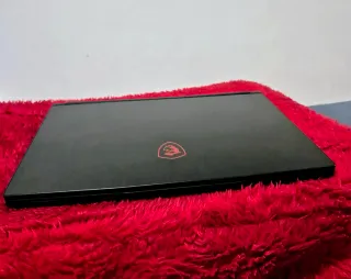 Portátil MSI Gaming i7-8750h,16gb ddr4,gtx 1050 4g