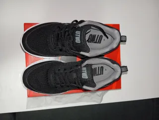 Zapatillas para correr UTWO negras y blancas talla