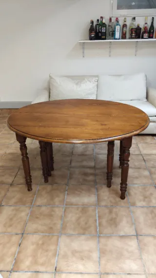 Mesa comedor madera, extensible hasta 5 m aprox.