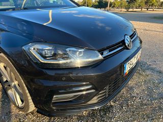 VW Golf Variant VII 2.0 TDI DSG7 | ACC | LED