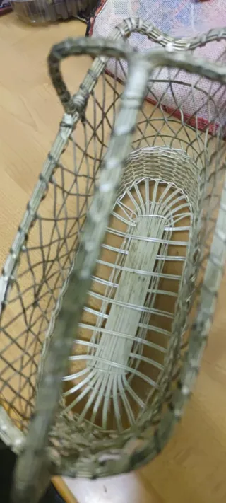 Cesta vintage de metal plateado