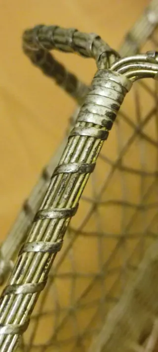 Cesta vintage de metal plateado