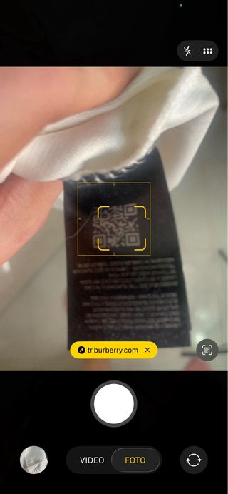 Felpa bianca nuova Spedizione veloce Assistenza