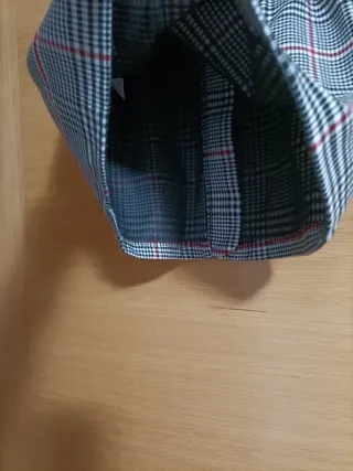 Falda cuadros cremallera y hebillas