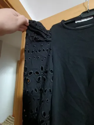 Jersey Zara negro mangas caladas