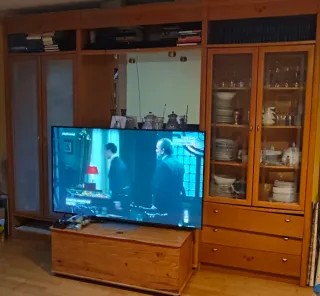 Mueble de salón de madera