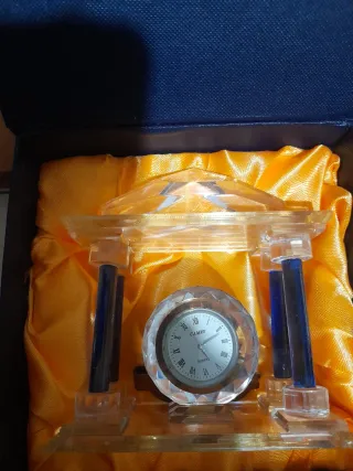 Reloj de diseño decorativo