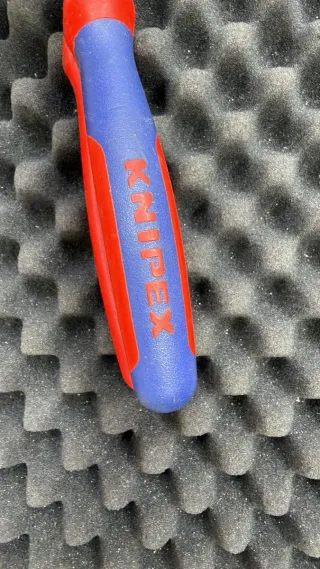 Alicates KNIPEX 03-180 Alemania