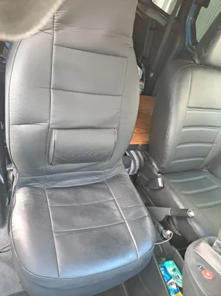 Funda de piel negra universal para coche