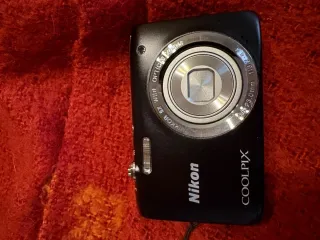 Cámara Nikon COOLPIX S2800 Negra
