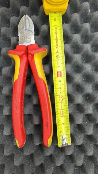 Alicates Knipex 70 06 160