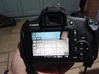 Canon EOS 1200D + accessori