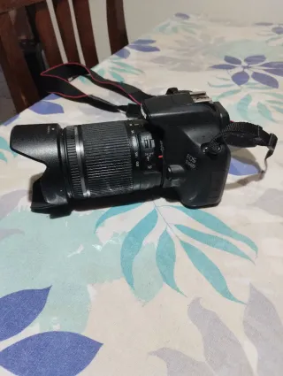 Canon EOS 1200D + accessori