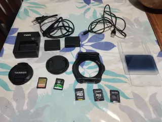 Canon EOS 1200D + accessori