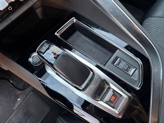 Peugeot 3008 225 e-EAT8 Allure Pack