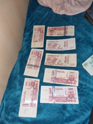 8 Banconote Algerine da 1000
