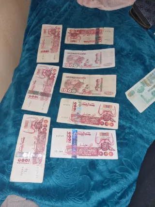 8 Banconote Algerine da 1000