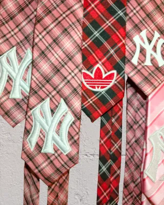 Corbata Rework Yankees Rosa y Roja