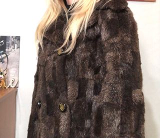 Abrigo de pelo natural Nuevo (Tara) No negociable