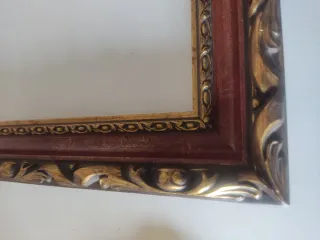 MARCO DE MADERA CON DORADOS 50x40