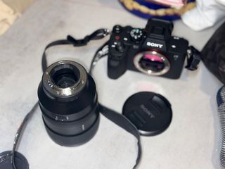Cámara Sony Alpha 7 + Lente 135mm