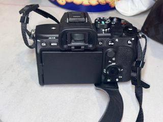 Cámara Sony Alpha 7 + Lente 135mm