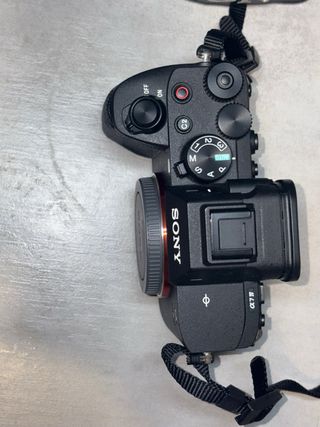 Cámara Sony Alpha 7 + Lente 135mm