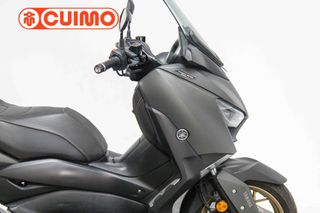 YAMAHA XMAX 125