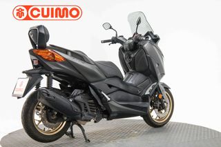 YAMAHA XMAX 125