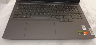 Portátil Gaming Lenovo LOQ RTX 4060 Ryzen 7